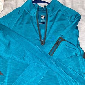 Super cute REI pullover